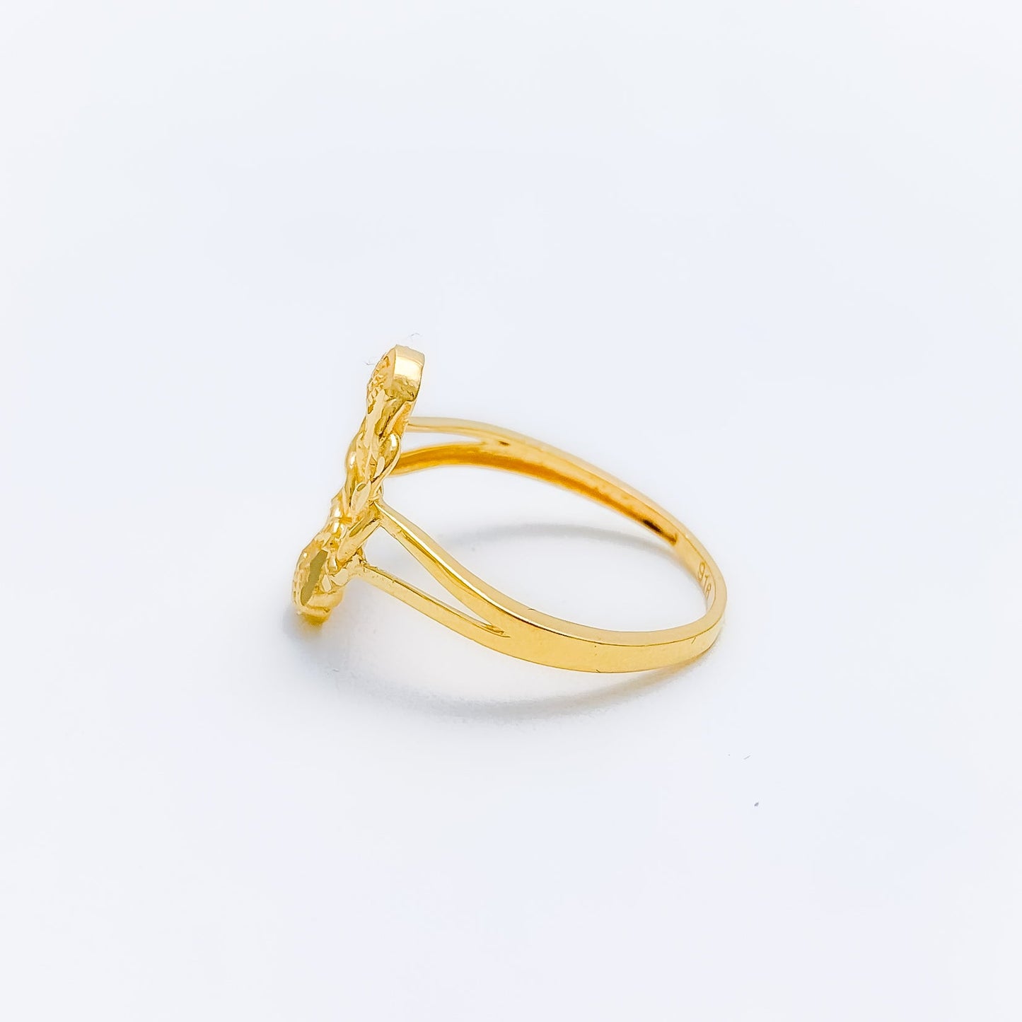 Lightweight Crown Accented Ring